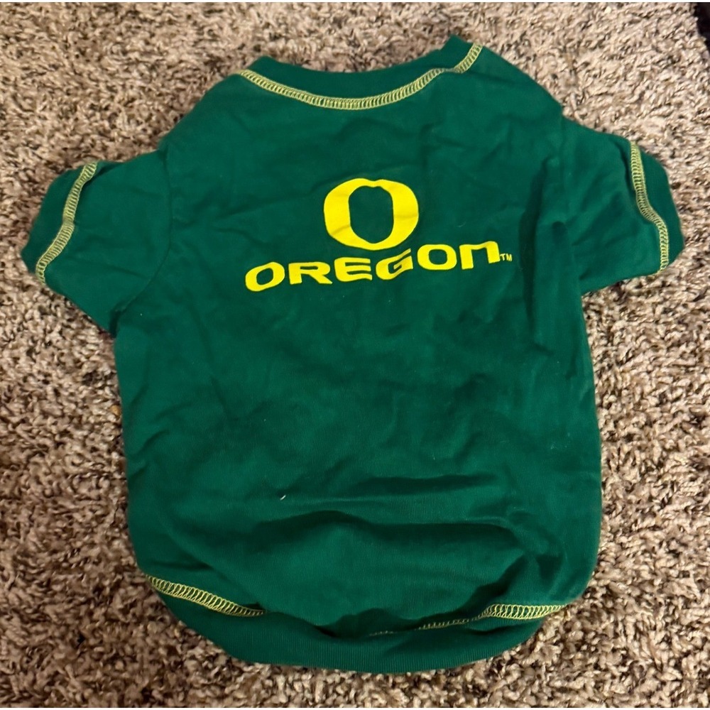 Athletic Pets-Green Oregon Ducks T-Shirt Medium